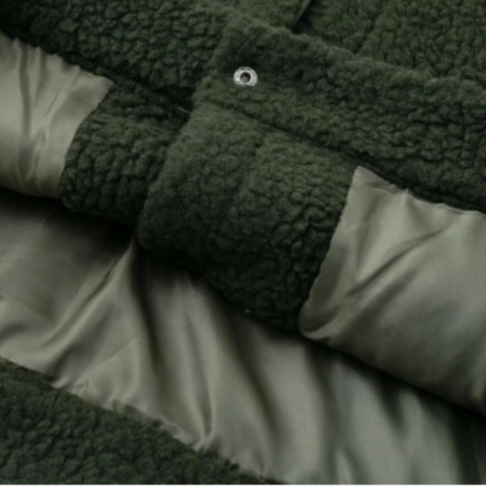 Teddy Bear Faux Shearling Trucker Jacket | Olive - Picture 4 of 5